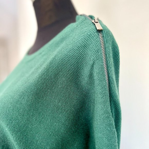 NWT Apricot Knit Sweater Dress in Deep Green with Shoulder Zipper - Picture 3 of 12